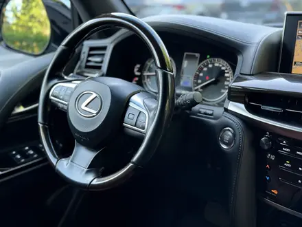 Lexus LX 570 2016 года за 40 000 000 тг. в Астана – фото 10