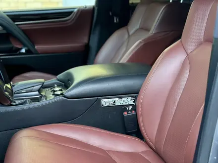 Lexus LX 570 2016 года за 40 000 000 тг. в Астана – фото 16