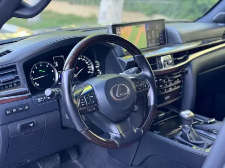 Lexus LX 570 2016 года за 40 000 000 тг. в Астана – фото 7