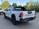 Toyota Hilux 2025 года за 30 500 000 тг. в Уральск – фото 4