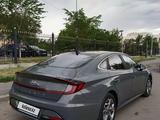 Hyundai Sonata 2022 года за 11 500 000 тг. в Астана – фото 3