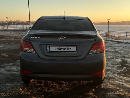 Hyundai Accent 2015 года за 4 500 000 тг. в Кокшетау – фото 3