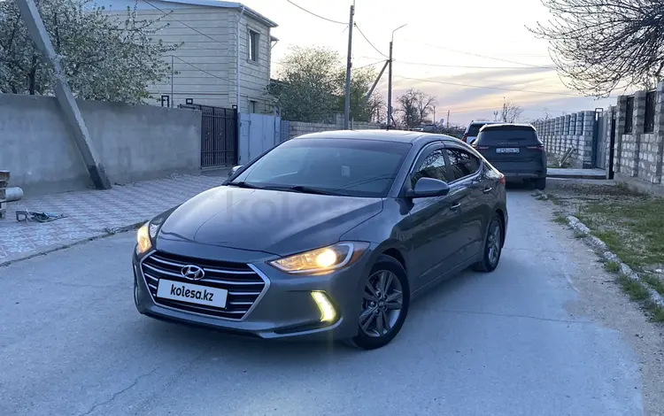 Hyundai Elantra 2017 годаfor7 400 000 тг. в Актау