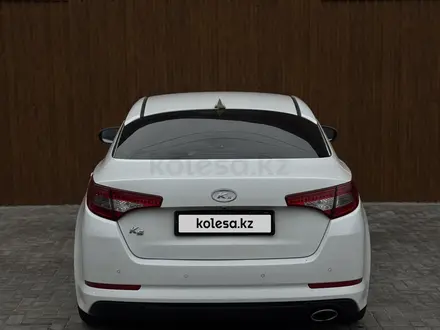 Kia K5 2010 года за 7 350 000 тг. в Алматы – фото 9