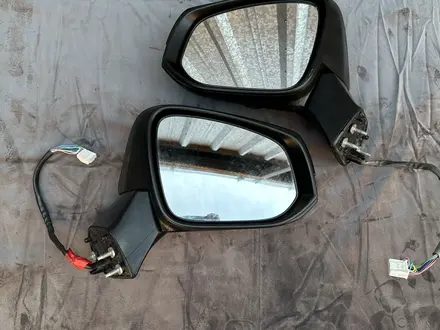 Буу оригинал зеркало на Toyota Rav 4 2019 + 13 контакт за 140 000 тг. в Алматы – фото 3