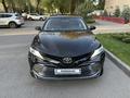 Toyota Camry 2018 года за 14 500 000 тг. в Алматы – фото 4
