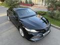 Toyota Camry 2018 года за 14 500 000 тг. в Алматы