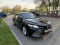 Toyota Camry 2018 года за 14 500 000 тг. в Алматы – фото 20