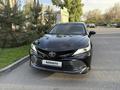 Toyota Camry 2018 года за 14 500 000 тг. в Алматы – фото 21
