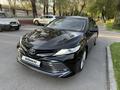 Toyota Camry 2018 года за 14 500 000 тг. в Алматы – фото 7