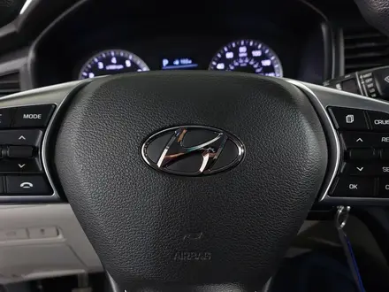 Hyundai Sonata 2019 года за 6 360 000 тг. в Шымкент – фото 18
