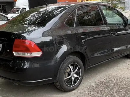 Volkswagen Polo 2012 года за 3 600 000 тг. в Астана – фото 4