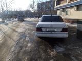 Mercedes-Benz E 200 1993 года за 1 000 000 тг. в Семей – фото 5