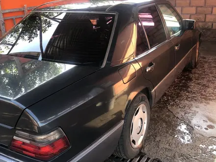 Mercedes-Benz E 280 1994 года за 3 000 000 тг. в Алматы – фото 2