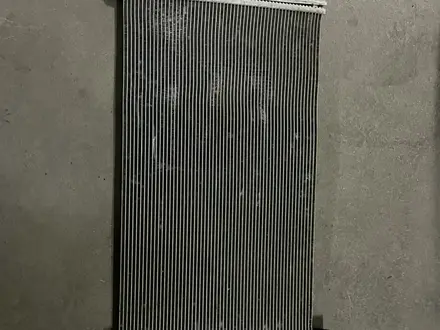 Радиатор кондицинера оригинал за 40 000 тг. в Астана