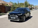 Toyota RAV4 2021 года за 12 800 000 тг. в Караганда