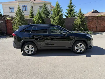 Toyota RAV4 2021 года за 12 800 000 тг. в Караганда – фото 6