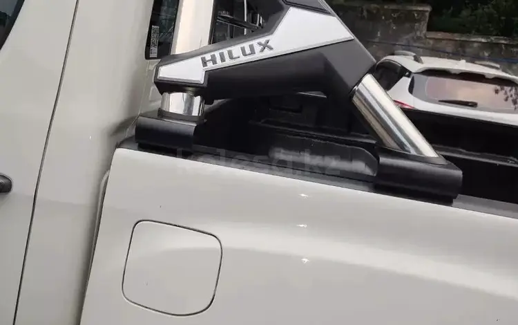 Хромированная дуга на Toyota Hillux за 250 000 тг. в Астана