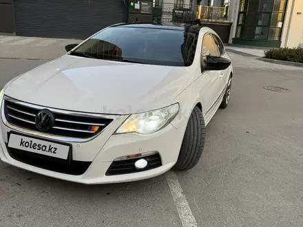 Volkswagen Passat 2011 года за 5 600 000 тг. в Костанай – фото 2