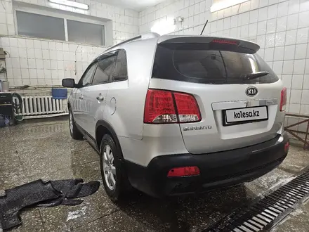 Kia Sorento 2010 года за 8 000 000 тг. в Костанай – фото 2