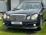 Mercedes-Benz E 220 2002 года за 2 700 000 тг. в Алматы