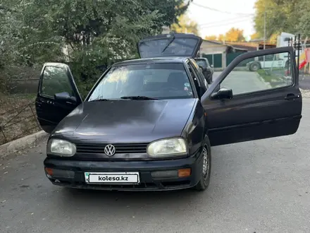 Volkswagen Golf 1993 года за 1 350 000 тг. в Алматы – фото 2