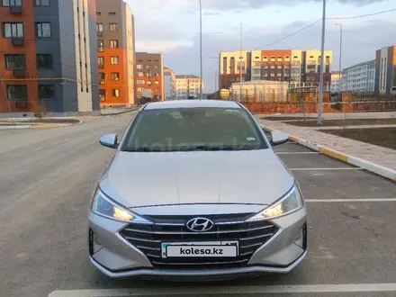 Hyundai Elantra 2019 года за 7 100 000 тг. в Шымкент