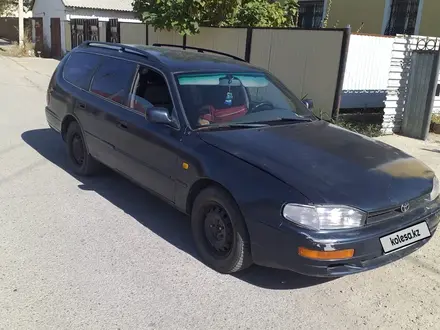 Toyota Camry 1993 года за 2 200 000 тг. в Атырау – фото 3