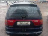 Volkswagen Sharan 1995 годаүшін800 000 тг. в Караганда – фото 3