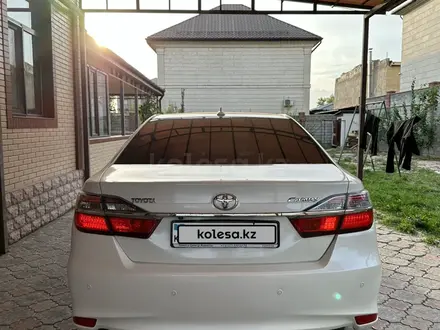 Toyota Camry 2016 года за 11 300 000 тг. в Алматы – фото 5