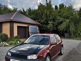 Volkswagen Golf 2000 года за 1 680 000 тг. в Темиртау – фото 2