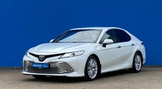 Toyota Camry 2018 года за 13 960 000 тг. в Алматы