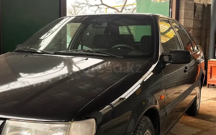 Volkswagen Passat 1994 годаүшін1 800 000 тг. в Тараз