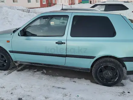 Volkswagen Golf 1992 года за 1 500 000 тг. в Астана – фото 2