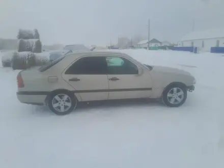 Mercedes-Benz C 180 1995 года за 1 500 000 тг. в Кокшетау – фото 2