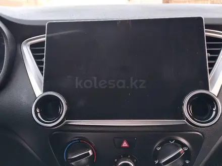 Hyundai Accent 2021 года за 7 000 000 тг. в Актау – фото 2