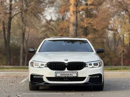 BMW 540 2017 года за 19 700 000 тг. в Алматы – фото 3