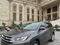 Toyota Highlander 2017 годаfor18 800 000 тг. в Шымкент