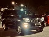 Toyota Land Cruiser Prado 2013 года за 16 700 000 тг. в Алматы – фото 2