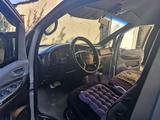 Hyundai Starex 2005 года за 3 000 000 тг. в Караганда – фото 2