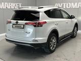 Toyota RAV4 2018 года за 11 700 000 тг. в Атырау – фото 4
