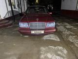 Mercedes-Benz E 200 1993 года за 2 500 000 тг. в Туркестан – фото 2