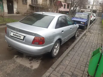 Audi A4 1995 года за 1 700 000 тг. в Талдыкорган – фото 4