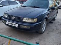 Volkswagen Passat 1994 годаүшін1 650 000 тг. в Семей
