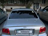 Hyundai Sonata 2003 года за 1 500 000 тг. в Актобе – фото 2