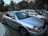 Hyundai Sonata 2003 года за 1 500 000 тг. в Актобе – фото 4