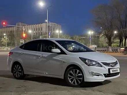 Hyundai Solaris 2015 года за 6 000 000 тг. в Жезказган – фото 2