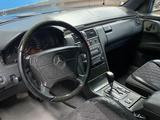 Mercedes-Benz E 280 1997 года за 3 400 000 тг. в Жанакорган – фото 4