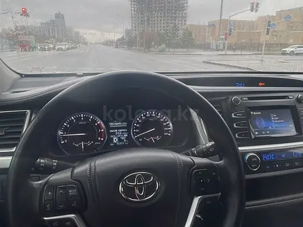 Toyota Highlander 2014 года за 14 000 000 тг. в Астана – фото 5