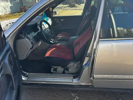 Mercedes-Benz E 320 1997 года за 2 300 000 тг. в Астана – фото 5